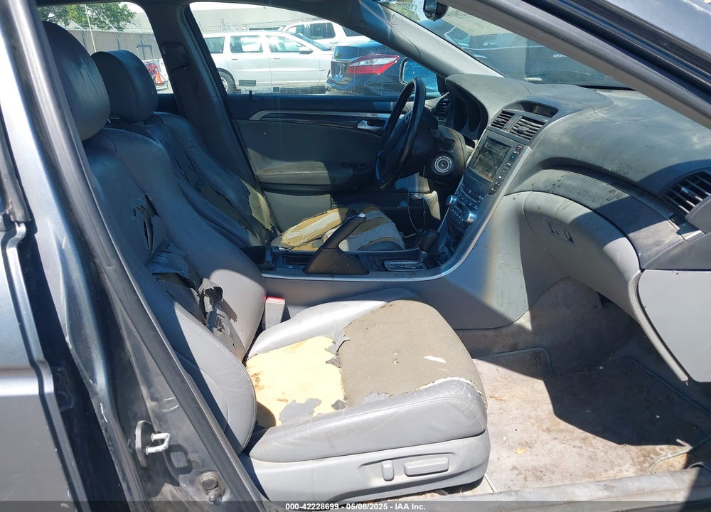 2004 ACURA TL VIN: 19UUA66204A026528