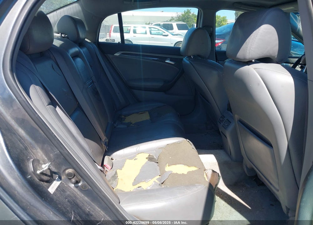 2004 ACURA TL VIN: 19UUA66204A026528