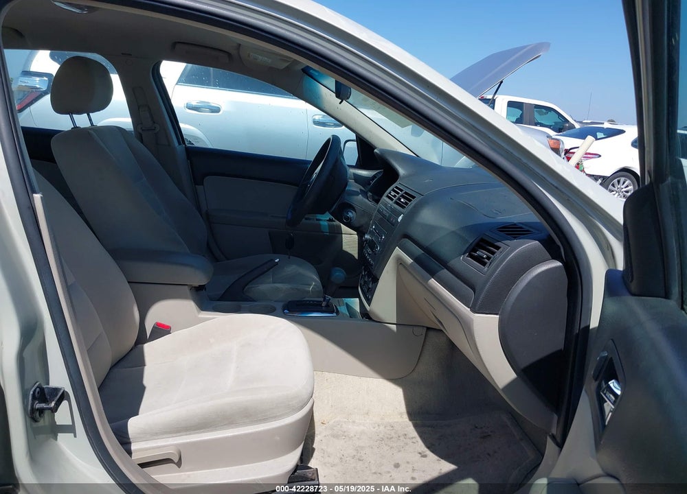 2008 FORD FUSION VIN: 3FAHP07Z68R129025