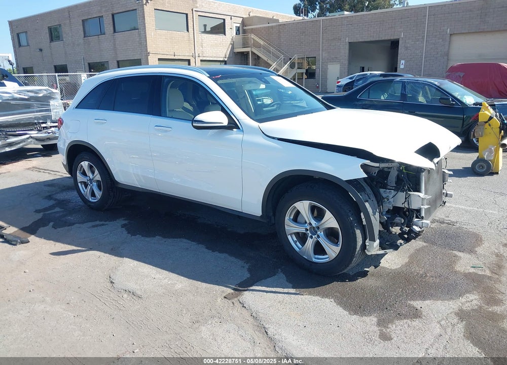 2017 MERCEDES-BENZ GLC 300 4MATIC VIN: WDC0G4KB7HV005707