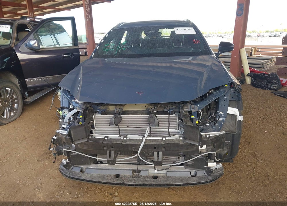 2025 TOYOTA CROWN SIGNIA XLE VIN: JTDACAAJ3S3003355