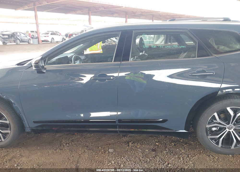 2025 TOYOTA CROWN SIGNIA XLE VIN: JTDACAAJ3S3003355