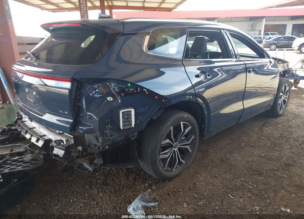 2025 TOYOTA CROWN SIGNIA XLE VIN: JTDACAAJ3S3003355