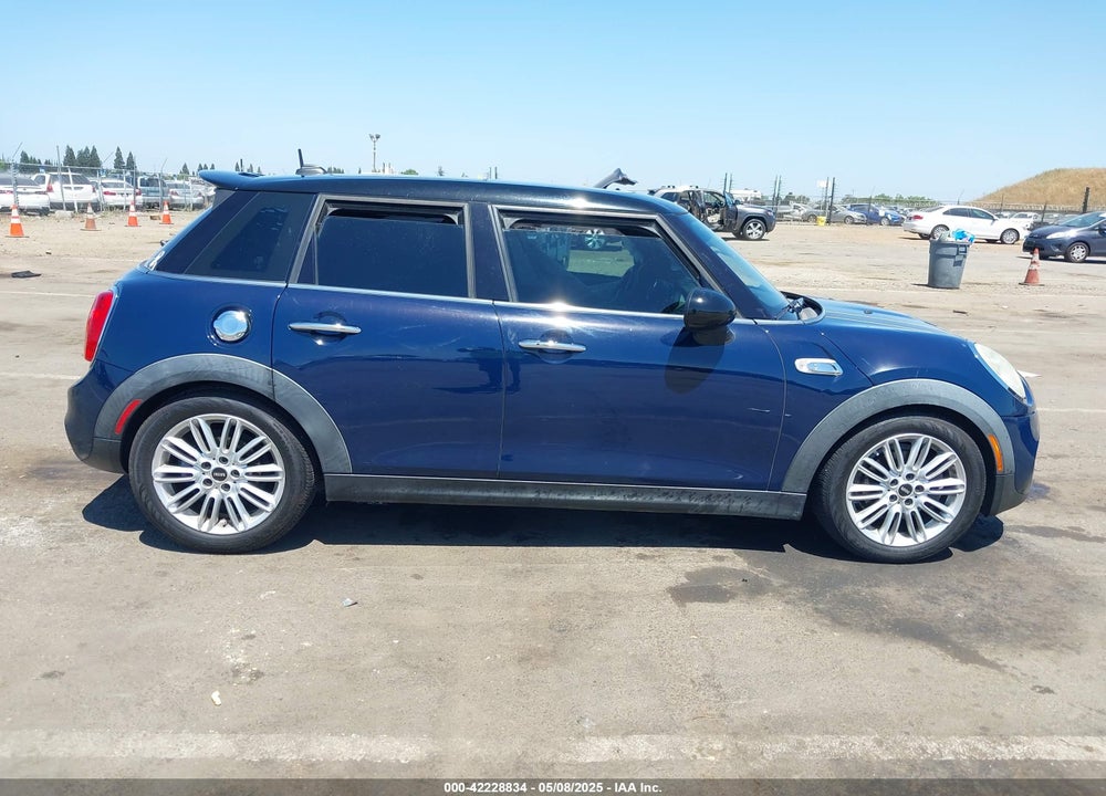 2016 MINI HARDTOP COOPER S VIN: WMWXU3C50G2D30408