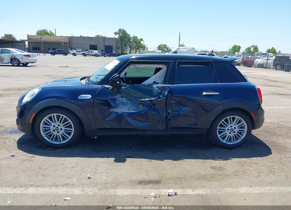 2016 MINI HARDTOP COOPER S VIN: WMWXU3C50G2D30408