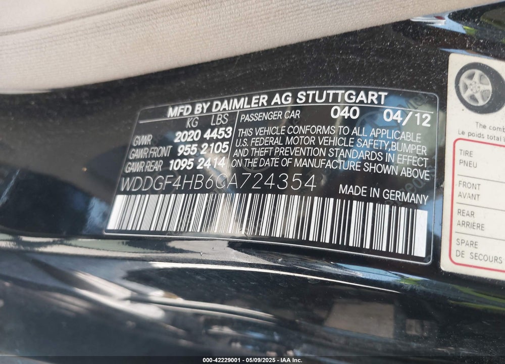 2012 MERCEDES-BENZ C 250 LUXURY/SPORT VIN: WDDGF4HB6CA724354