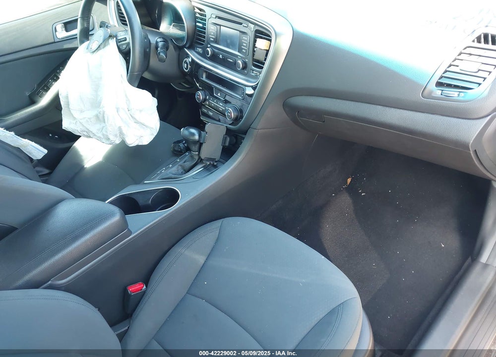 2015 KIA OPTIMA VIN: KNAGM4AD0F5077746