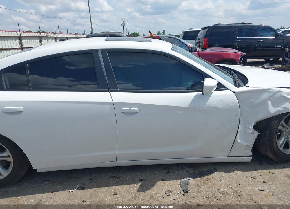 2022 DODGE CHARGER VIN: 2C3CDXBG4NH208183