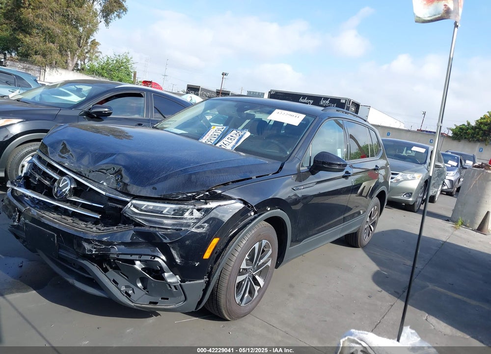 2024 VOLKSWAGEN TIGUAN VIN: 3VVRB7AX7RM206806
