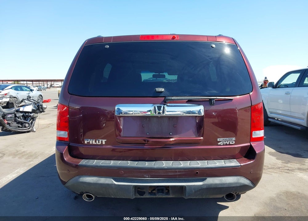 2012 HONDA PILOT VIN: 5FNYF4H90CB013705