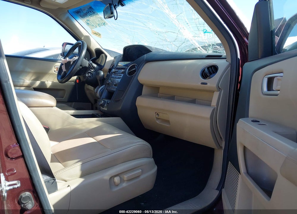2012 HONDA PILOT VIN: 5FNYF4H90CB013705