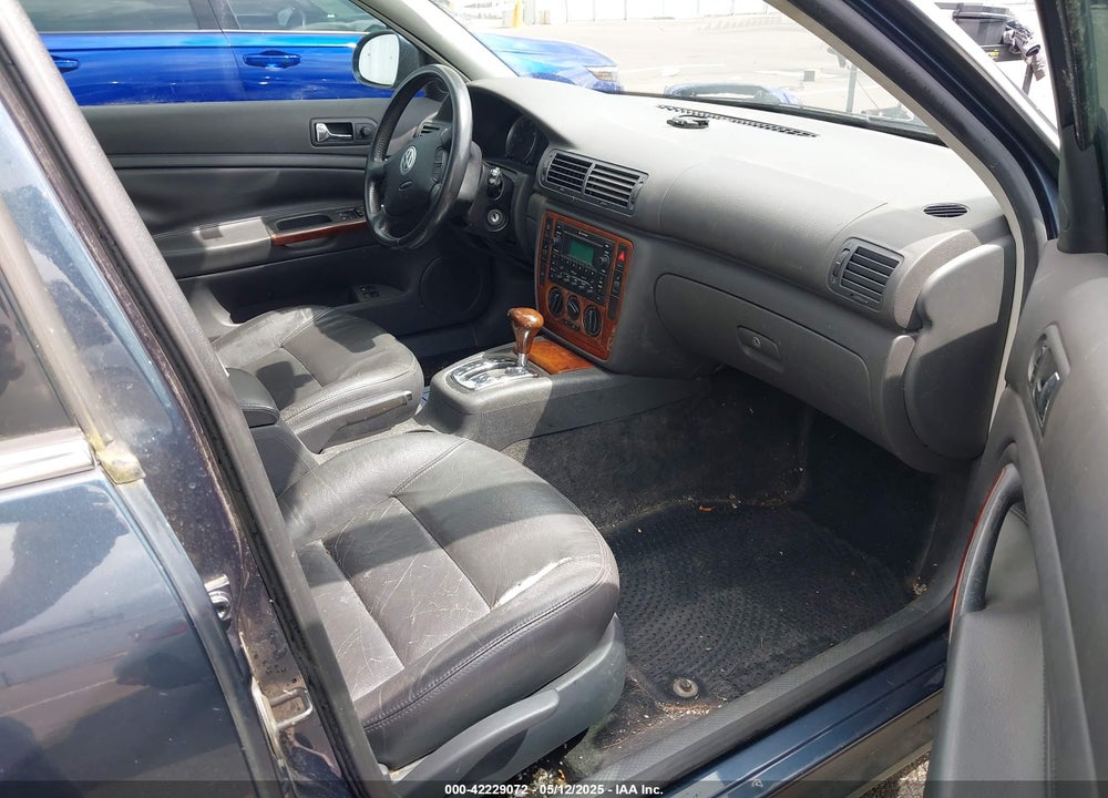 2005 VOLKSWAGEN PASSAT GLS TDI VIN: WVWCE63B85E128060