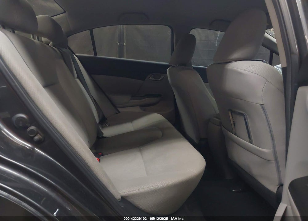 2013 HONDA CIVIC LX VIN: 19XFB2F50DE026307