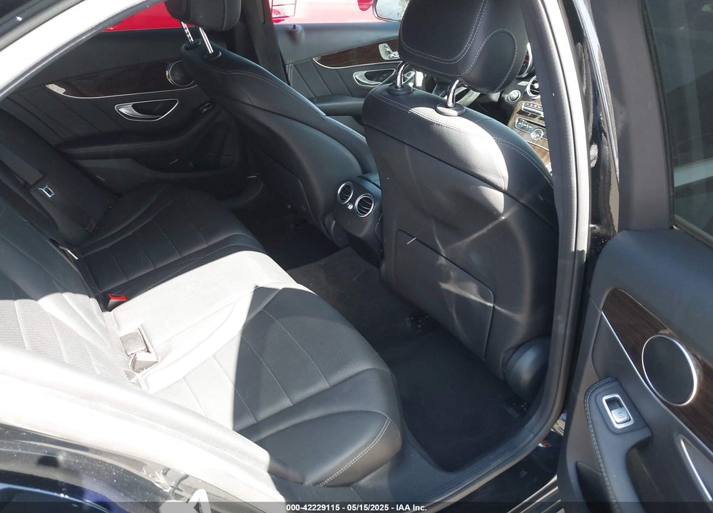 2018 MERCEDES-BENZ C 300 VIN: 55SWF4JB1JU253863