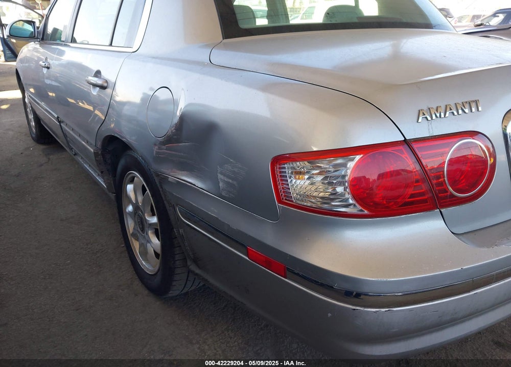 2004 KIA AMANTI VIN: KNALD124X45033763