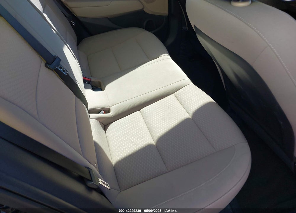 2020 HYUNDAI ELANTRA VIN: KMHD74LF1LU107331