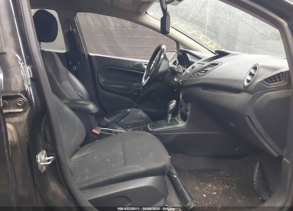 2015 FORD FIESTA VIN: 3FADP4BJ1FM133520