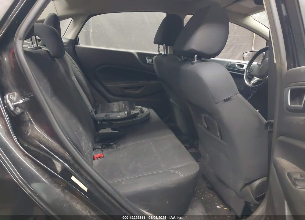 2015 FORD FIESTA VIN: 3FADP4BJ1FM133520