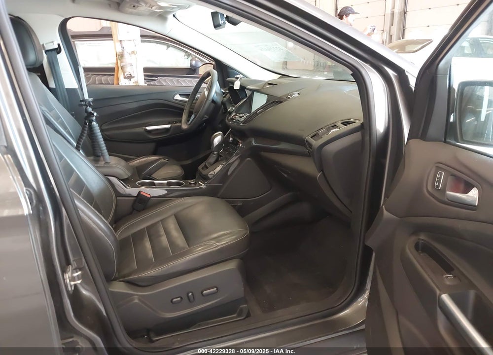 2015 FORD ESCAPE TITANIUM VIN: 1FMCU9J98FUC05727