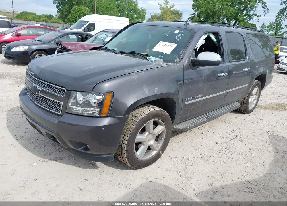 2010 CHEVROLET SUBURBAN 1500 VIN: 1GNUKKE33AR287266