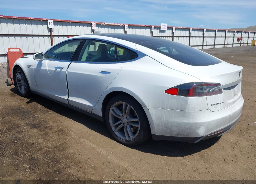 2013 TESLA MODEL S VIN: 5YJSA1CG8DFP09707
