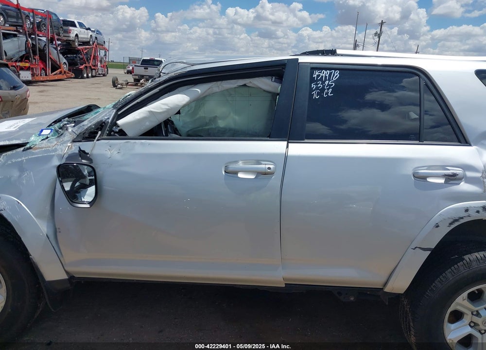 2021 TOYOTA 4RUNNER VIN: JTEEU5JR3M5230320