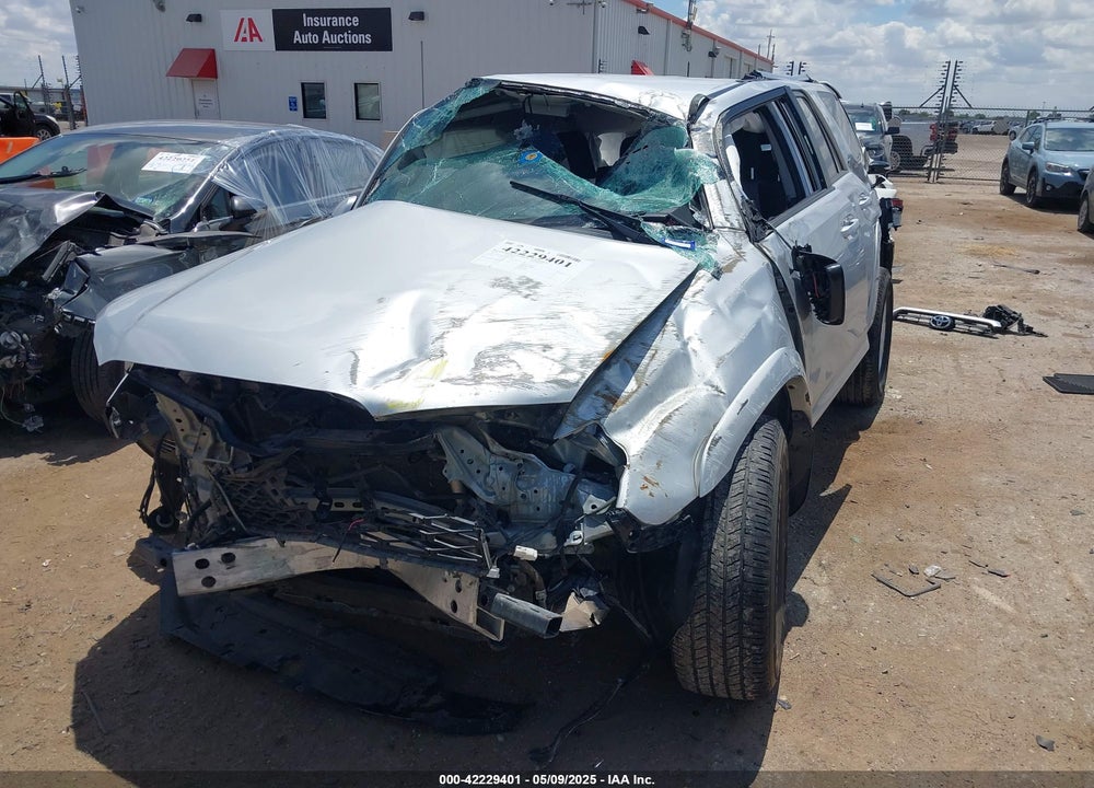 2021 TOYOTA 4RUNNER VIN: JTEEU5JR3M5230320