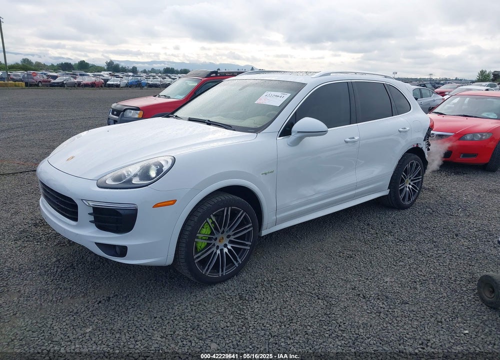 2016 PORSCHE CAYENNE VIN: WP1AE2A22GLA17486