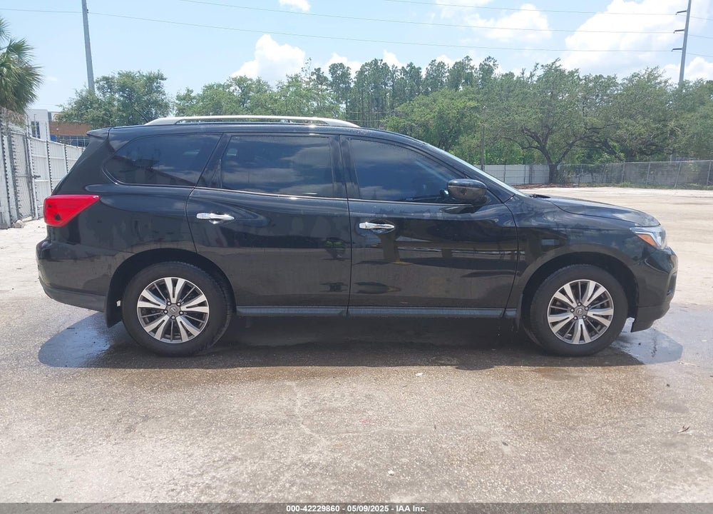 2018 NISSAN PATHFINDER VIN: 5N1DR2MN9JC625470