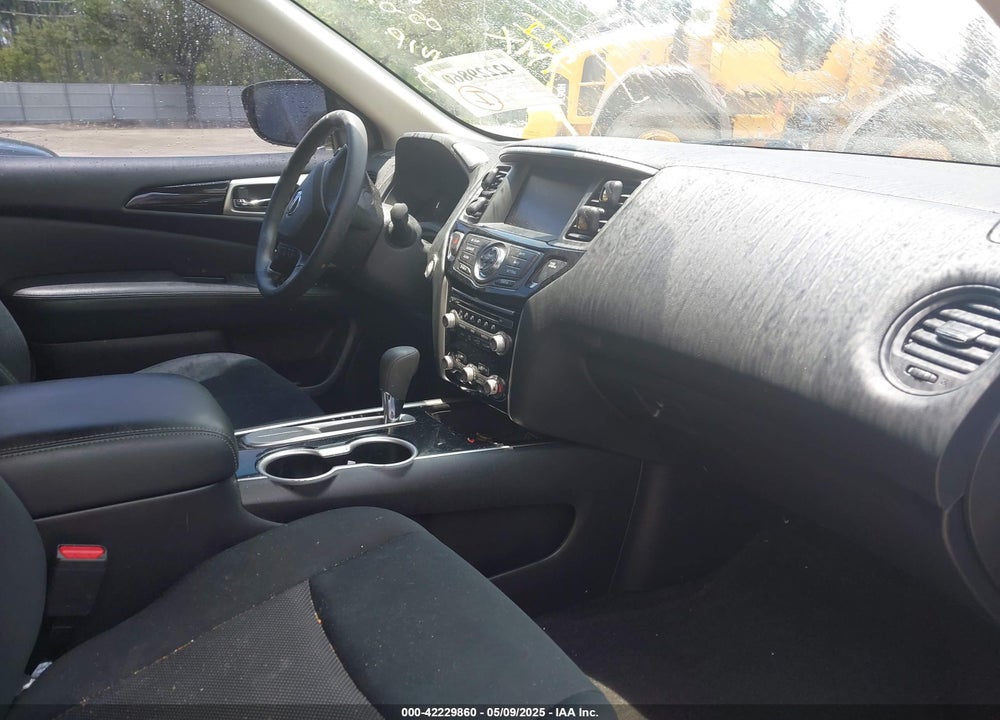 2018 NISSAN PATHFINDER VIN: 5N1DR2MN9JC625470