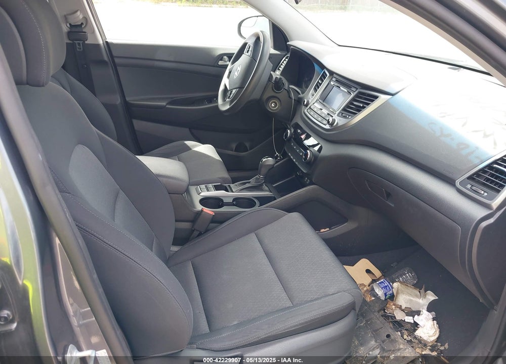 2018 HYUNDAI TUCSON VIN: KM8J2CA40JU674267