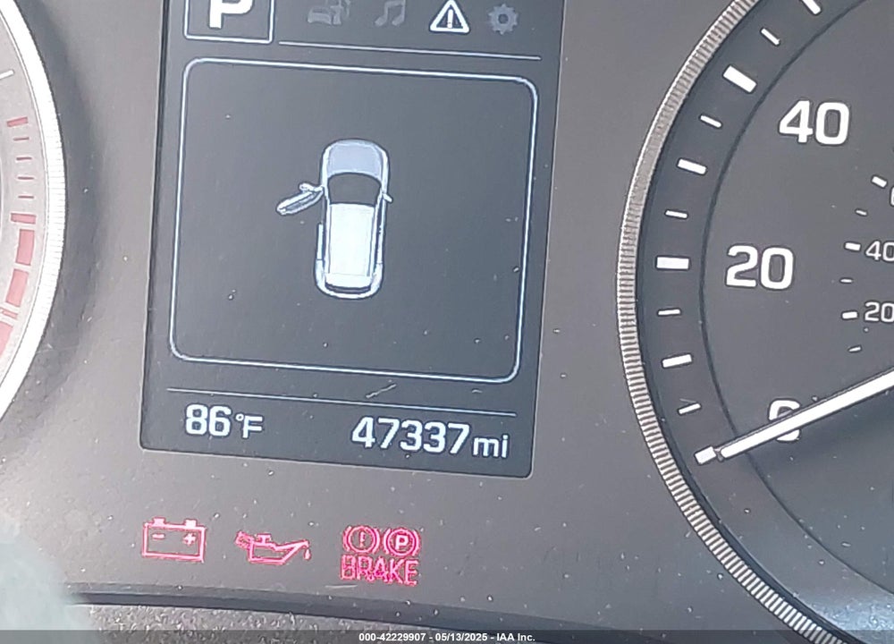 2018 HYUNDAI TUCSON VIN: KM8J2CA40JU674267