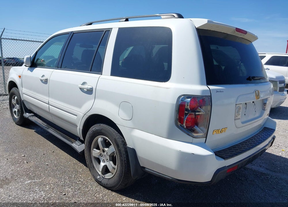 2007 HONDA PILOT VIN: 5FNYF18417B010160