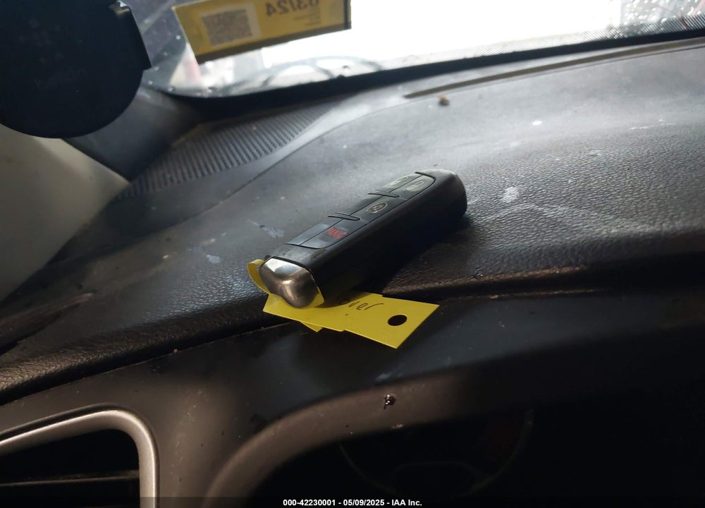 2019 JEEP RENEGADE VIN: ZACNJBBB8KPK93847