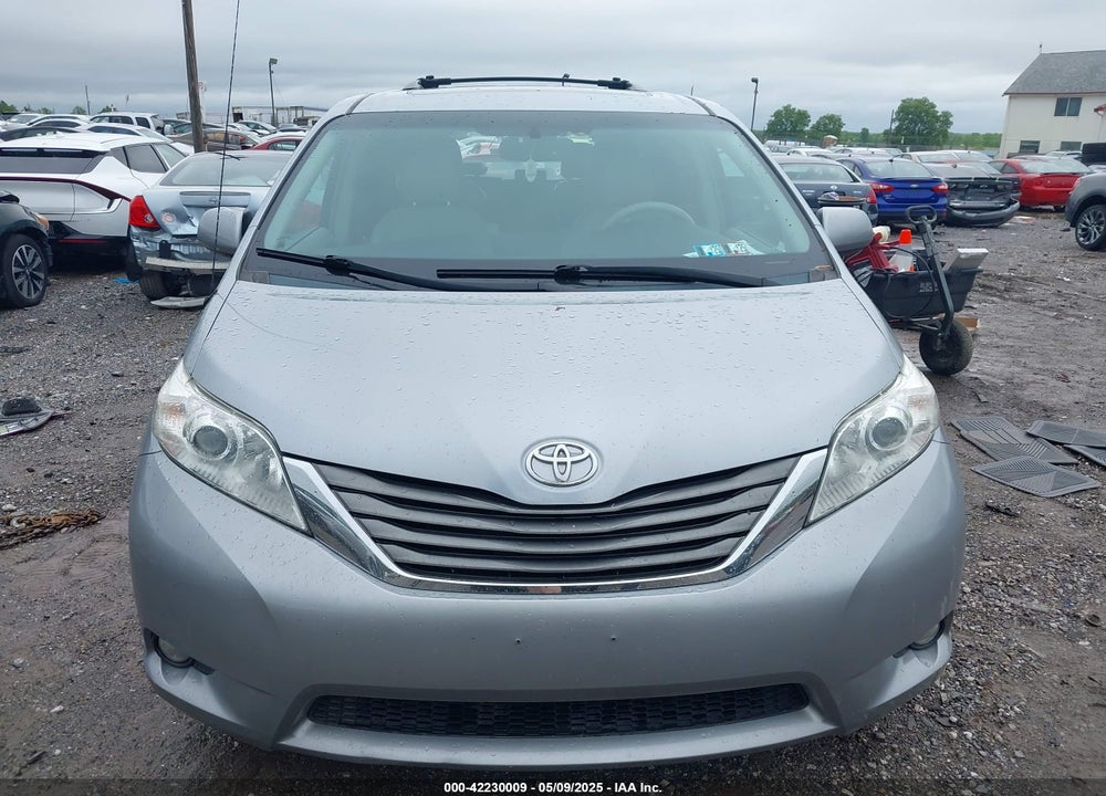 2012 TOYOTA SIENNA XLE V6 8 PASSENGER VIN: 5TDYK3DC2CS205856