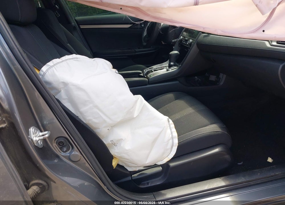 2018 HONDA CIVIC VIN: SHHFK7H52JU415917