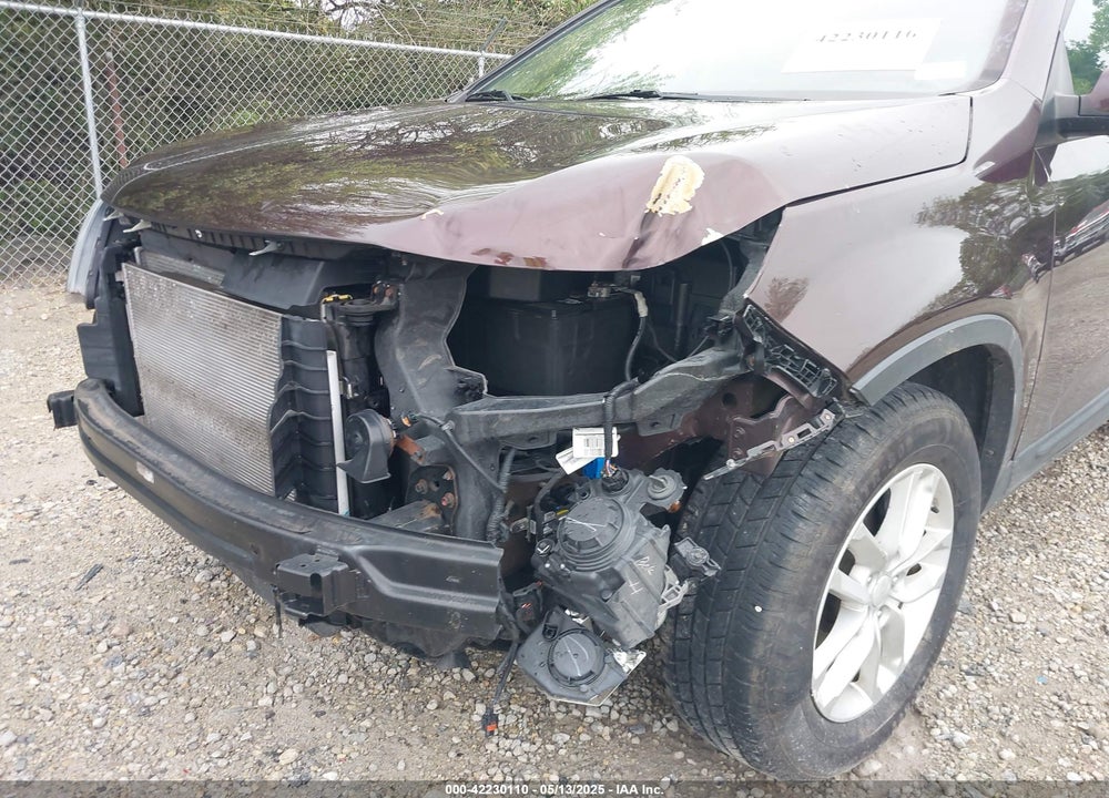 2014 KIA SORENTO VIN: 5XYKT3A65EG528039