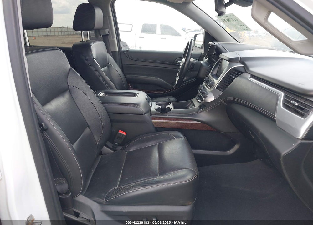 2019 GMC YUKON XL VIN: 1GKS2GKC1KR364000