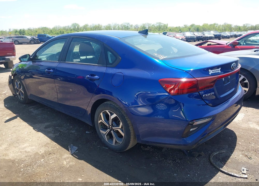 2021 KIA FORTE LXS VIN: 3KPF24AD4ME277261
