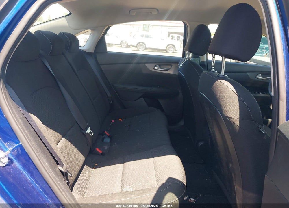 2021 KIA FORTE LXS VIN: 3KPF24AD4ME277261