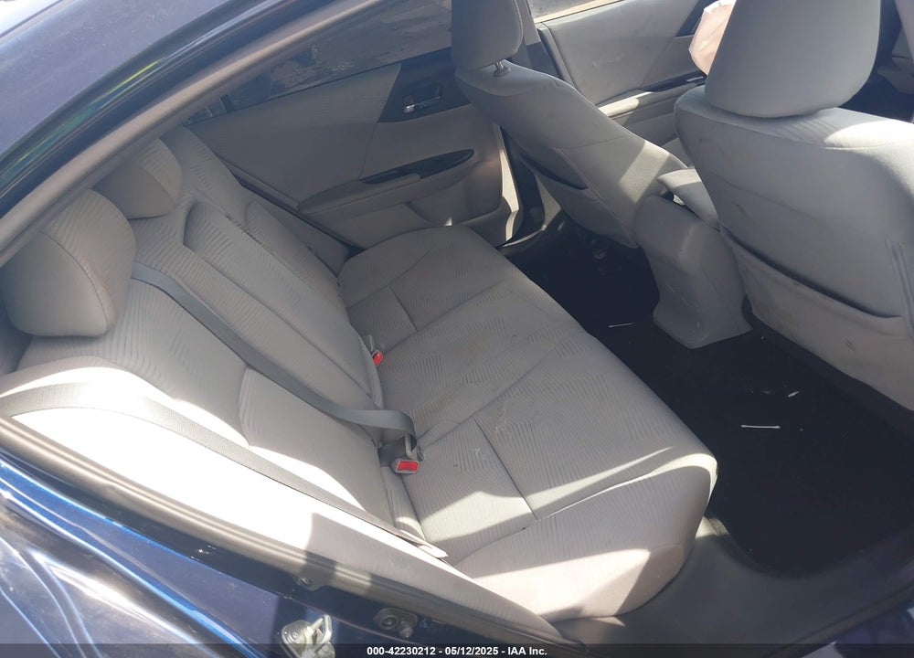 2015 HONDA ACCORD VIN: 1HGCR2F38FA032909
