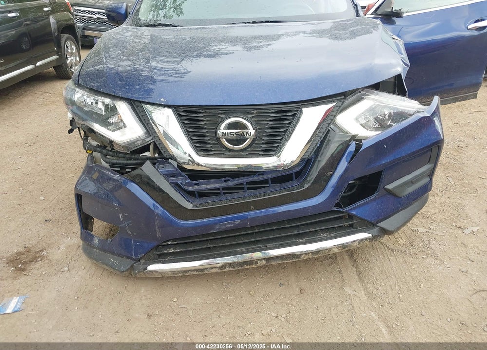 2018 NISSAN ROGUE SV VIN: 5N1AT2MV1JC733375