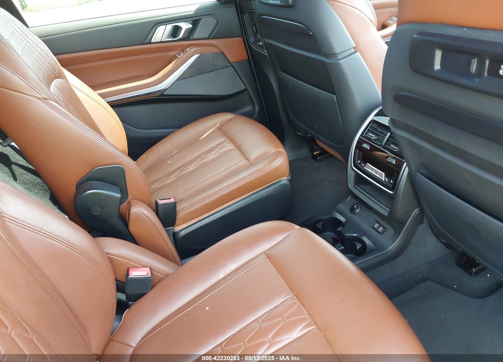 2019 BMW X7 VIN: 5UXCW2C5XKL084486
