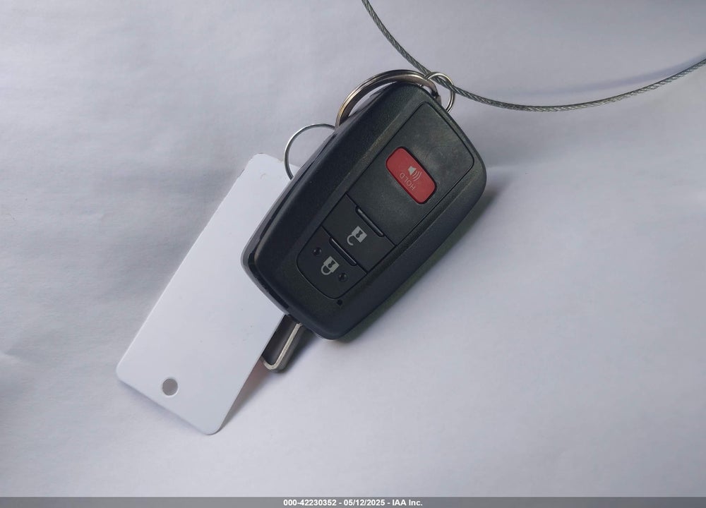 2024 TOYOTA RAV4 HYBRID VIN: JTMRWRFVXRJ058637