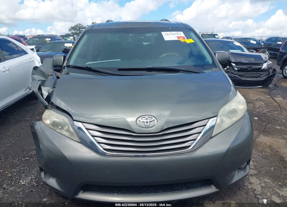 2011 TOYOTA SIENNA VIN: 5TDYK3DC7BS123412