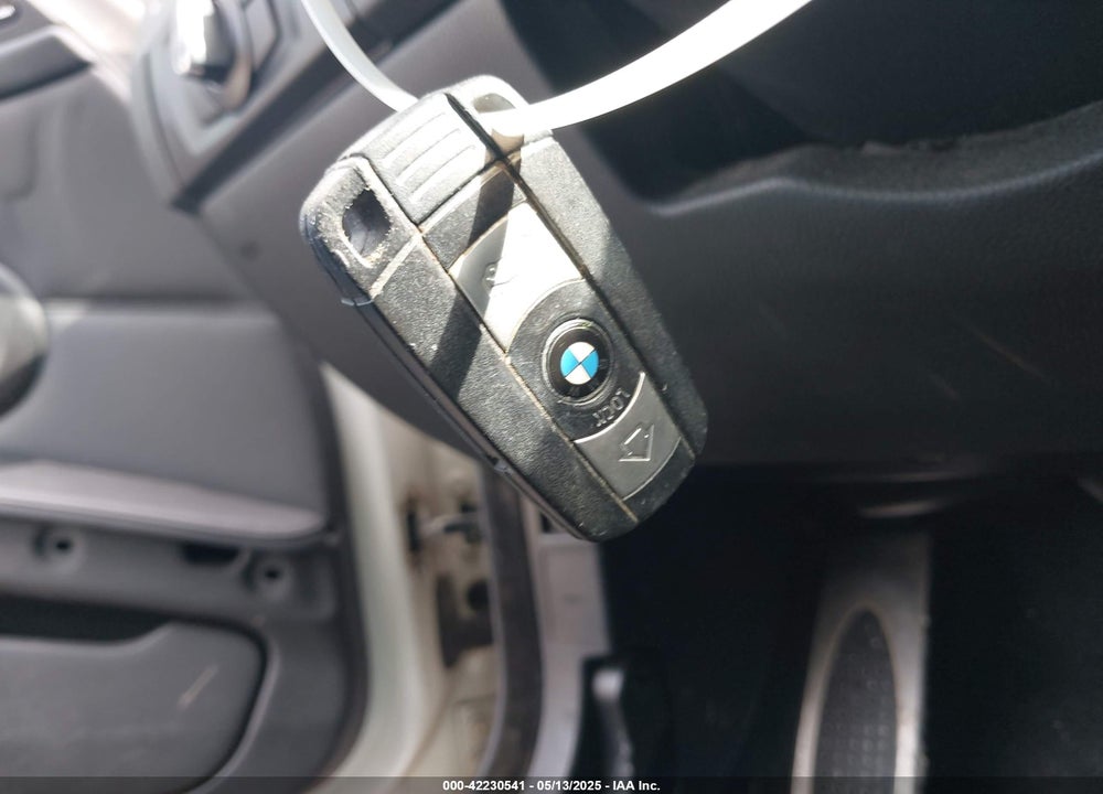 2011 BMW 3 SERIES VIN: WBADW3C52BE540378