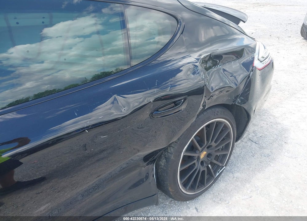 2016 PORSCHE PANAMERA 4 VIN: WP0AA2A71GL001210