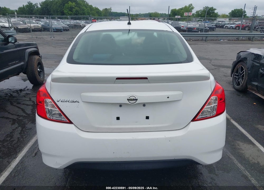 2018 NISSAN VERSA VIN: 3N1CN7AP8JL813175