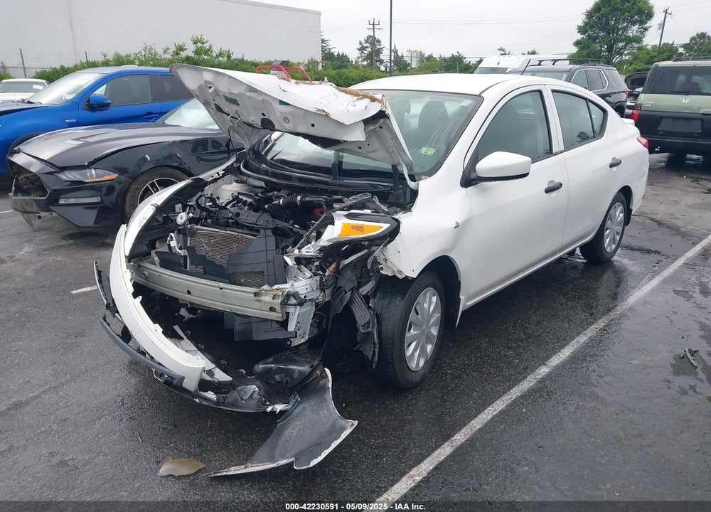 2018 NISSAN VERSA VIN: 3N1CN7AP8JL813175