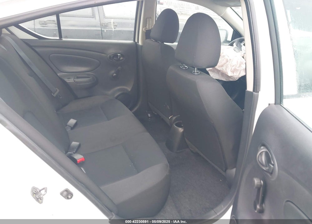 2018 NISSAN VERSA VIN: 3N1CN7AP8JL813175